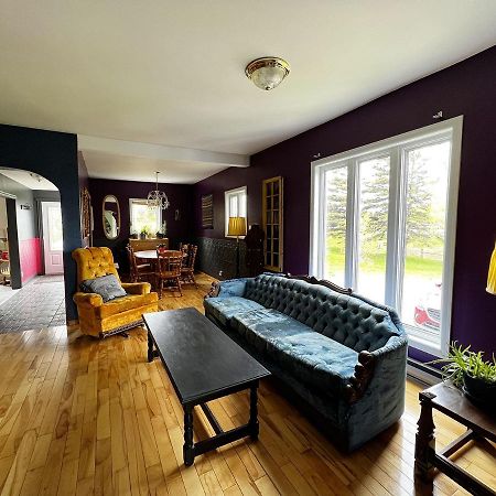 Chill Shack - Auberge Jeunesse Sainte Anne des Monts Екстер'єр фото