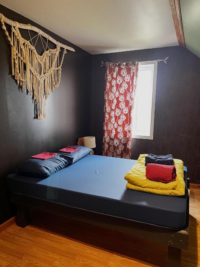 Chill Shack - Auberge Jeunesse Sainte Anne des Monts Екстер'єр фото